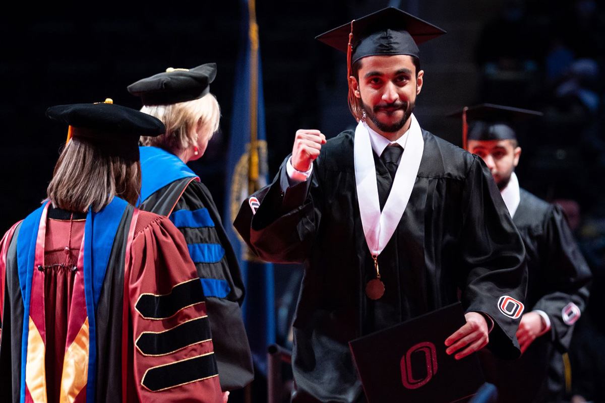 uno commencement