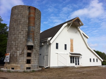 Uno S The Moving Company Performing At The Barn Dedication