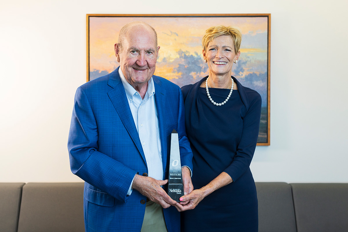 Howard Hawks (left) and Rhonda Hawks (right), recipients of the University of Nebraska at Omaha (UNO) 2022 Order of the Tower award.