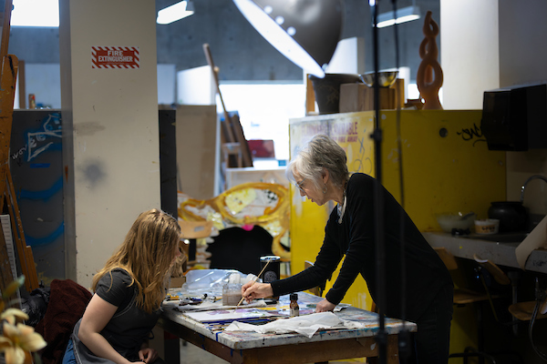 Professor Barbara Simcoe teaches a painting class